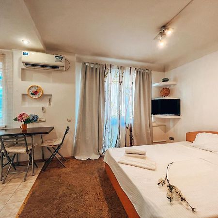 Apartment In The Center Of Kiev Eksteriør billede