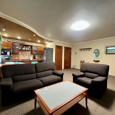 Apartment In The Center Of Kiev Eksteriør billede