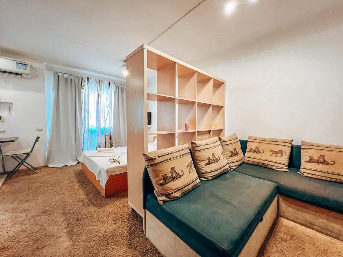 Apartment In The Center Of Kiev Eksteriør billede
