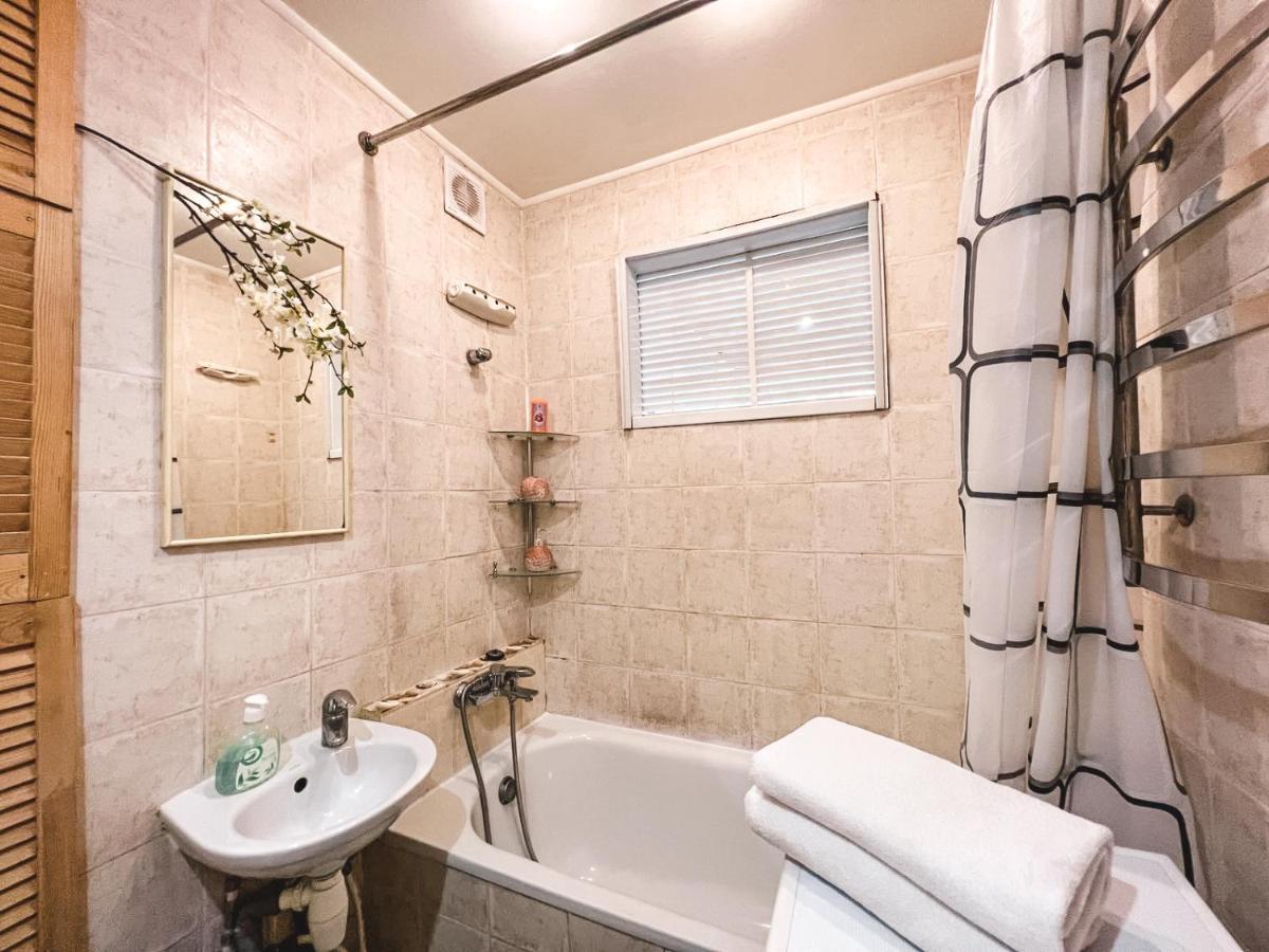Apartment In The Center Of Kiev Eksteriør billede
