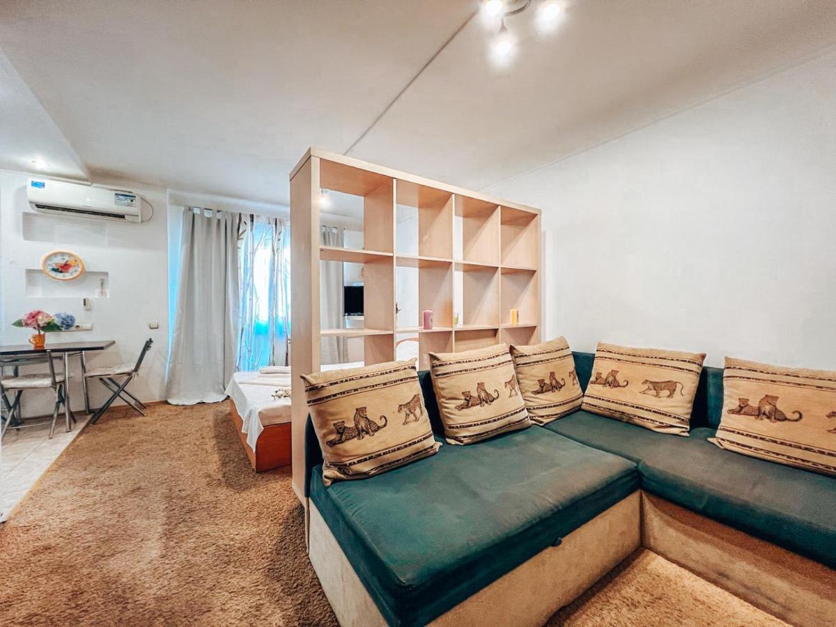 Apartment In The Center Of Kiev Eksteriør billede