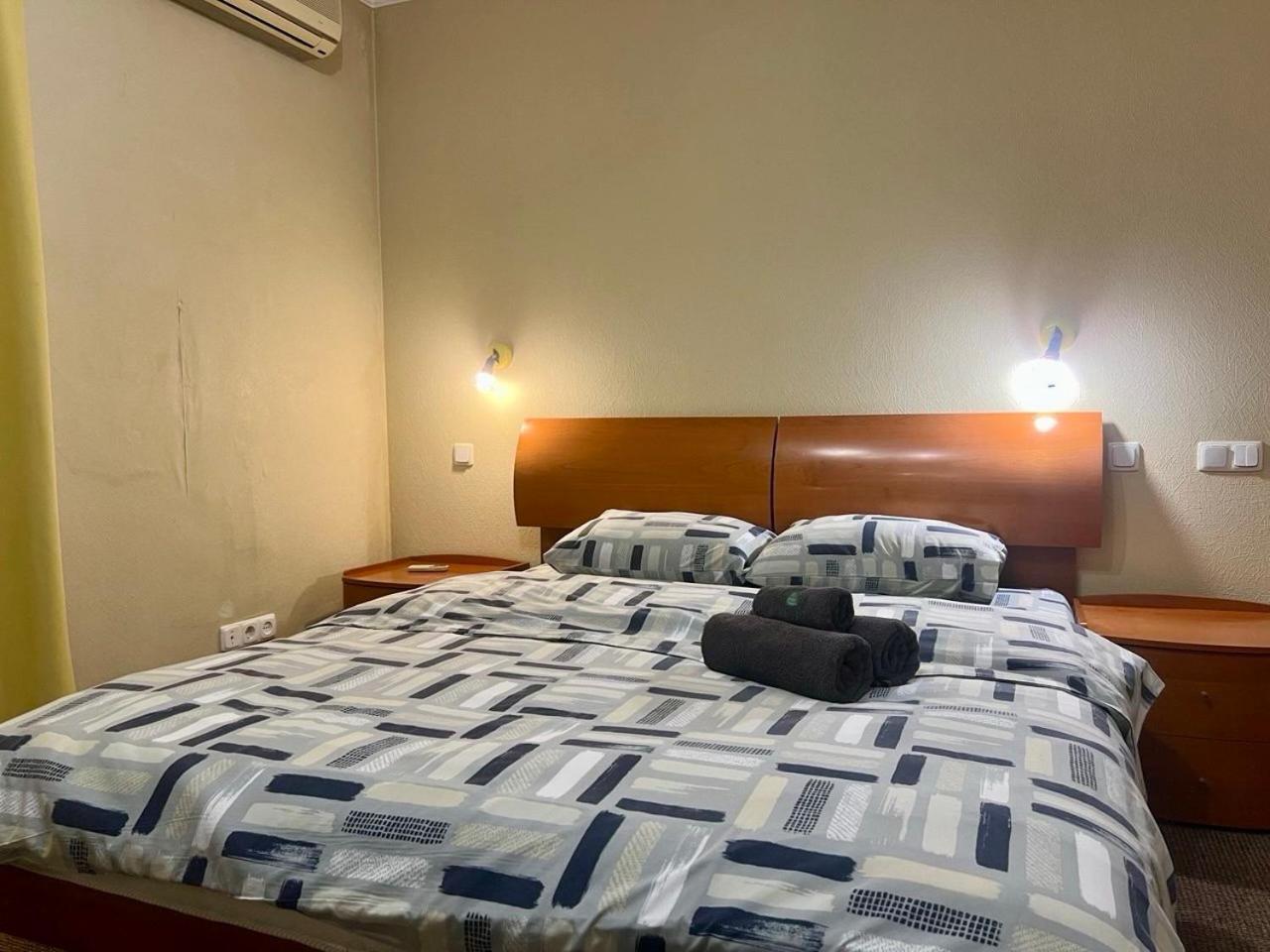 Apartment In The Center Of Kiev Eksteriør billede