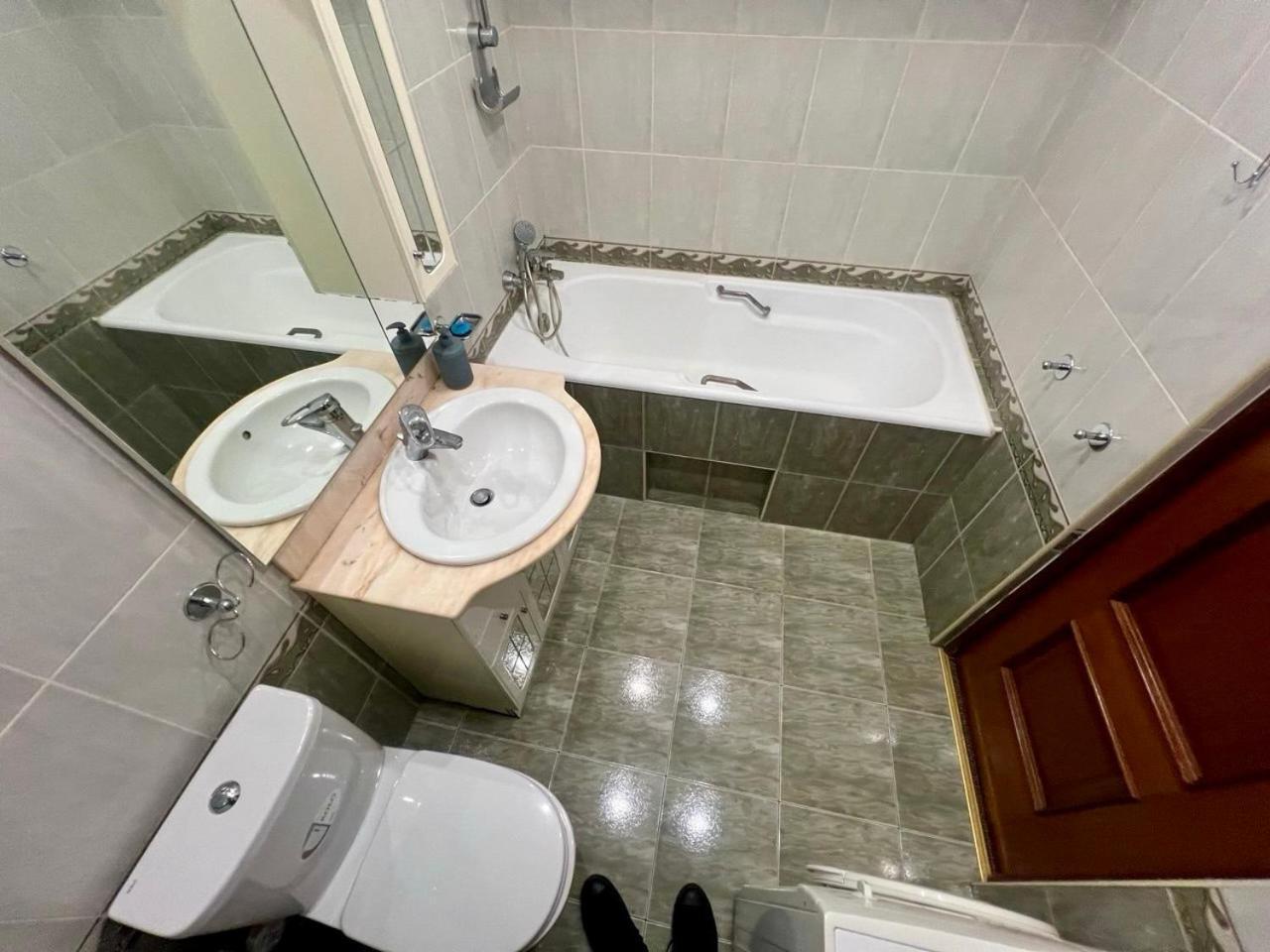 Apartment In The Center Of Kiev Eksteriør billede