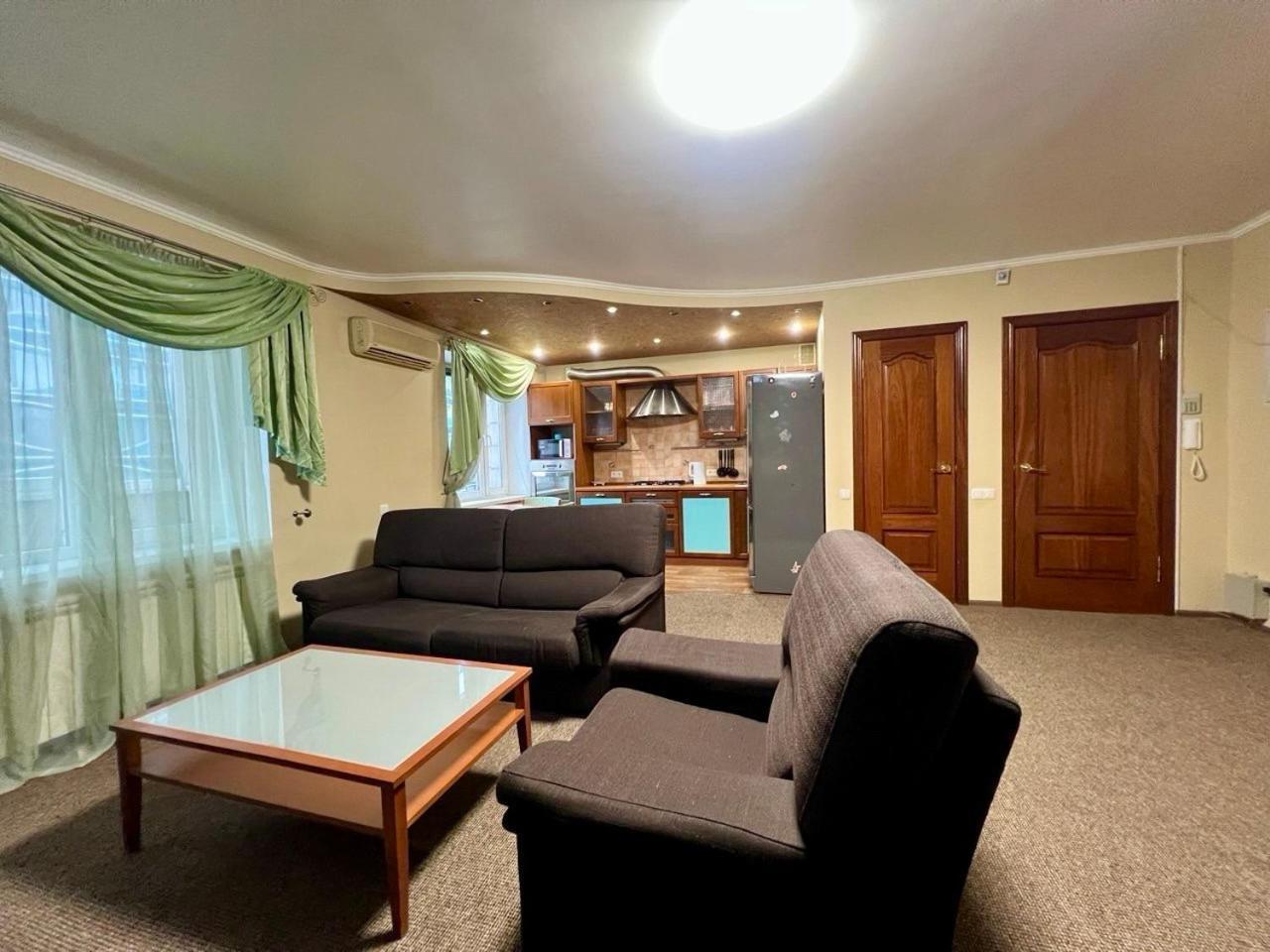 Apartment In The Center Of Kiev Eksteriør billede